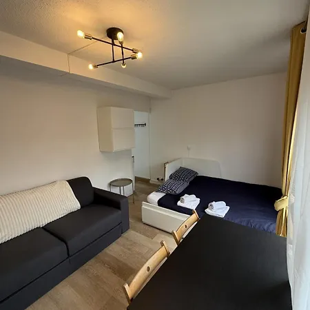 Idealement Situe En Centre-ville * ボルドー